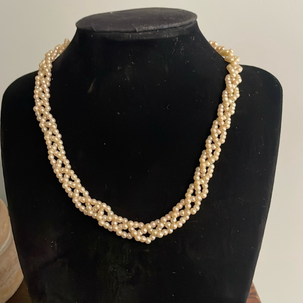 Vintage braided 3 strand faux pearl necklace
